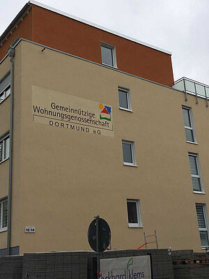 Straßenansicht